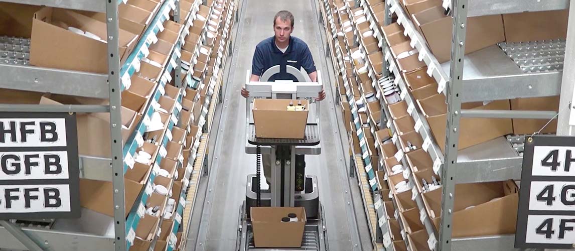 aerial lift aerial lift in storage aisle