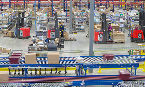 conveyor in a warehouse