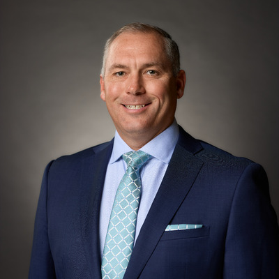 justin-benson_400x400